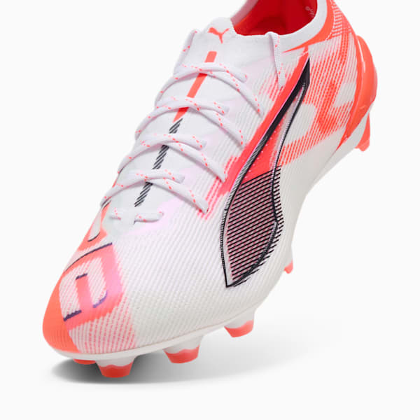 Chaussures de soccer à crampons pour terrain ferme ULTRA 5 ULTIMATE Homme, PUMA White-PUMA Black-Glowing Red, extralarge